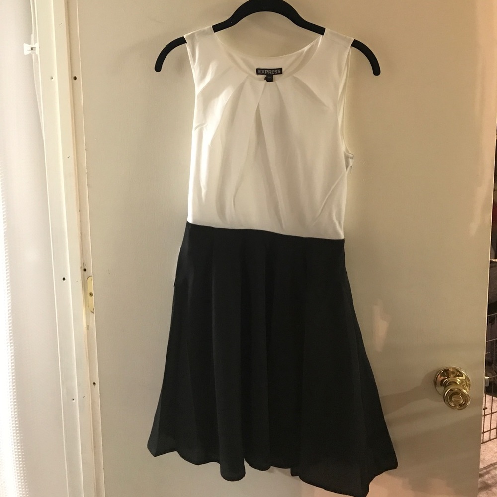 Express Keyhole Dress