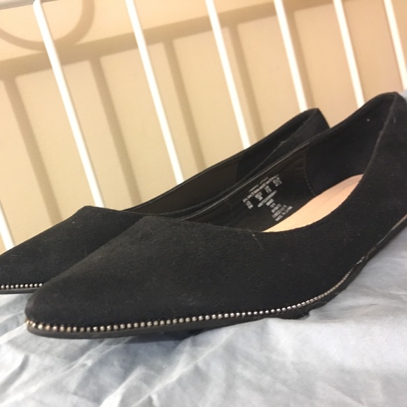 Black pointed flats - Picture 2 of 4