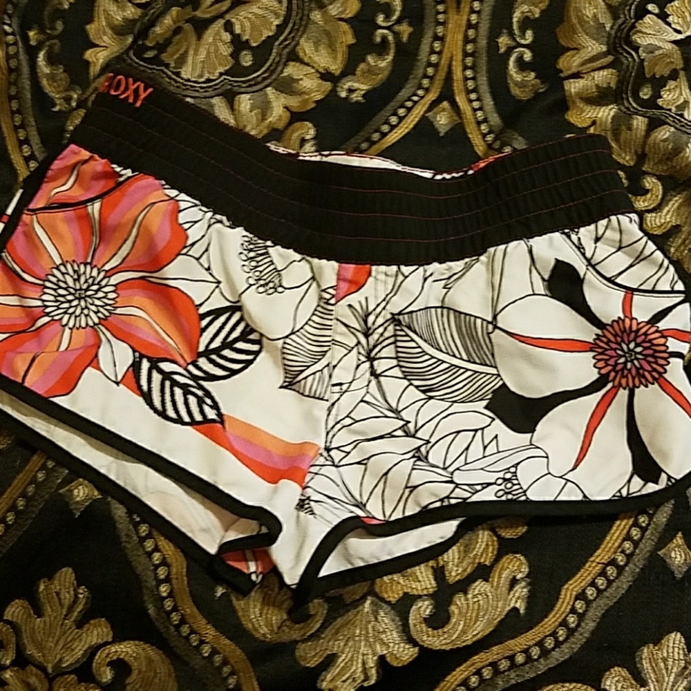 Roxy boardshorts