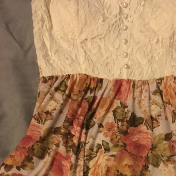 Strapless dress- very cute 😍😍 - Picture 7 of 8