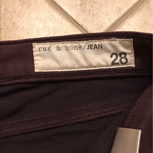 Rag & Bone legging fit jeans. Size 28. - Picture 2 of 4