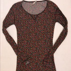 SALE 🎉Free People Size Large Long Sleeve top!