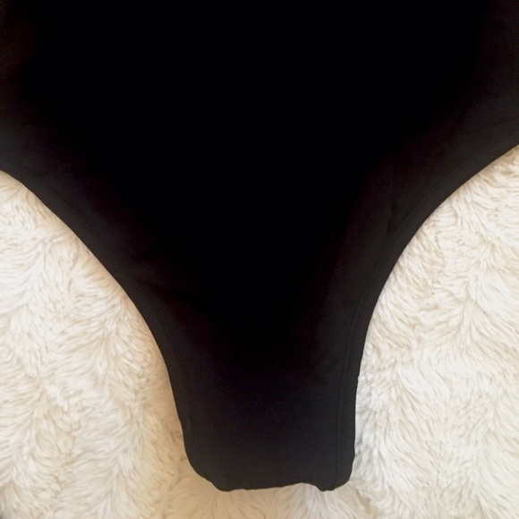 Black and white one piece swim suit! - Picture 3 of 4