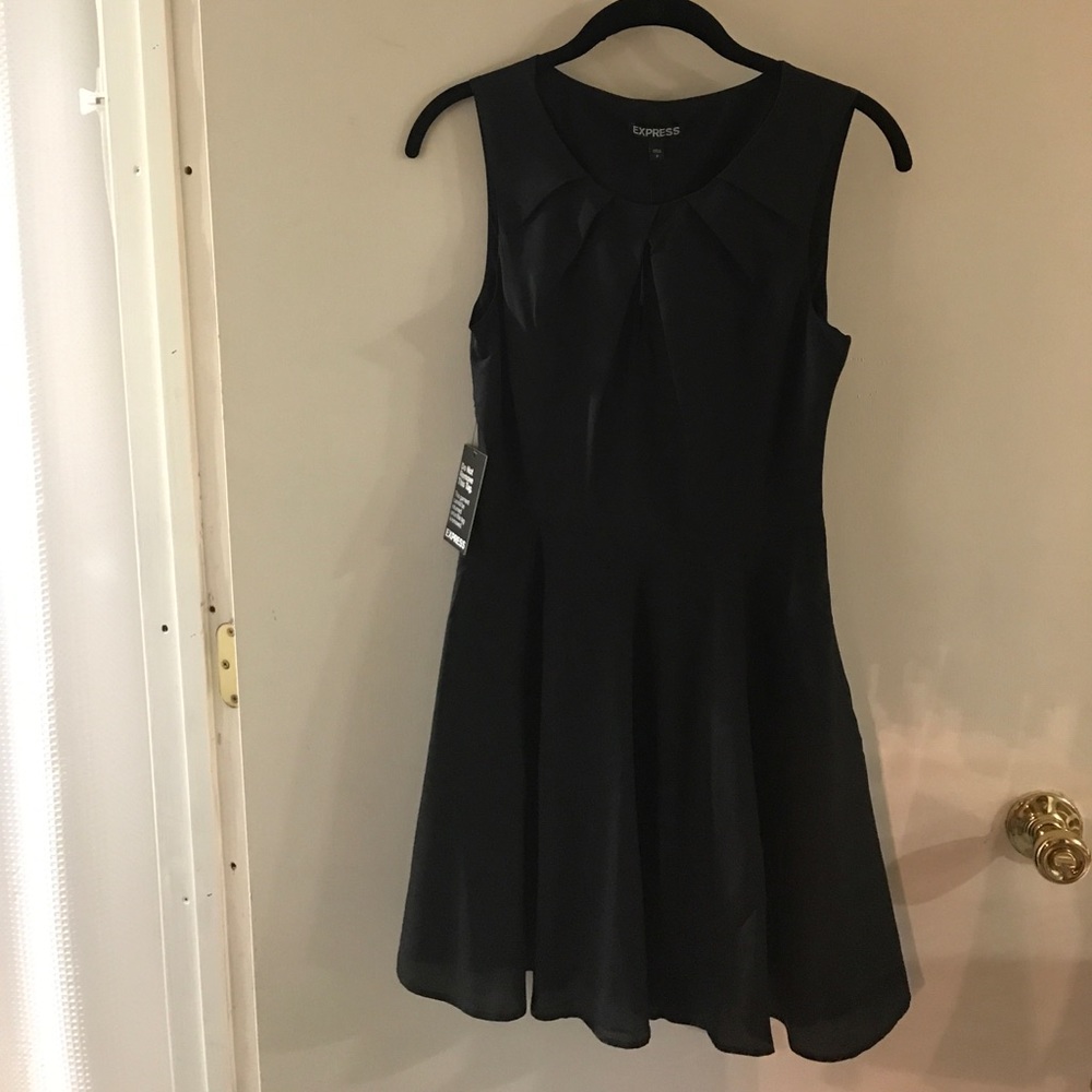 Express Keyhole Dress
