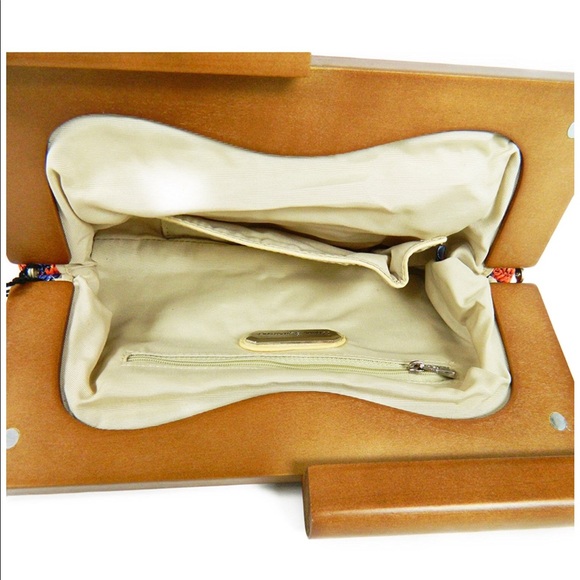 Brand New Wooden Handle Mint Clutch - Picture 3 of 4