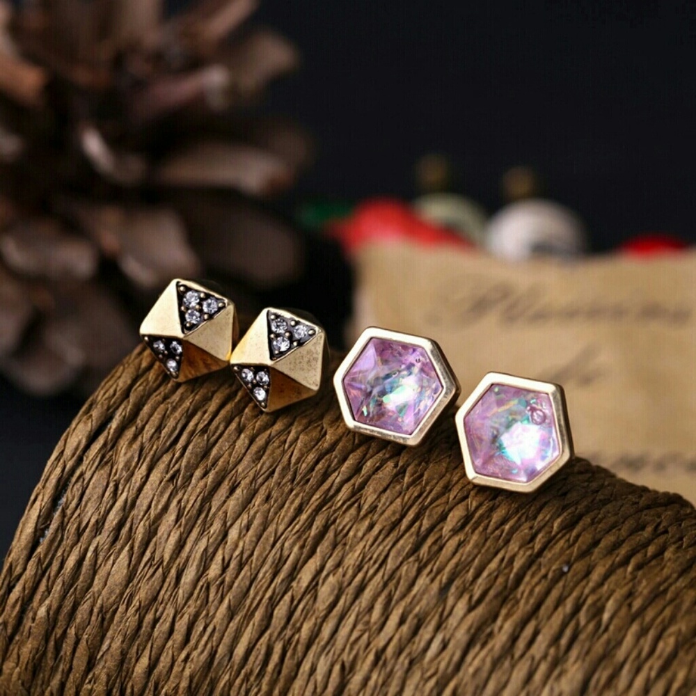 Cute gold stud earrings