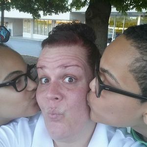 Meet your Posher, Carmen