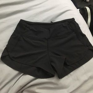 lululemon speed short shorts