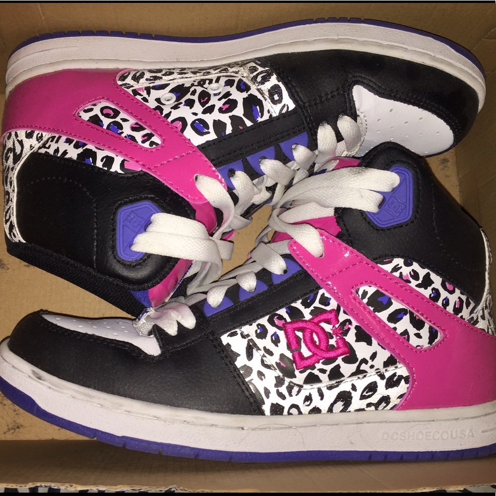 Women's size 9 DC Cheetah print sneakers
