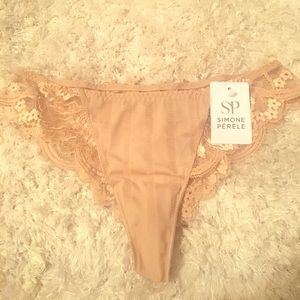 Simone Perele Amour Tanga 1 nude
