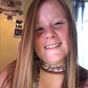 Meet your Posher, Emilee