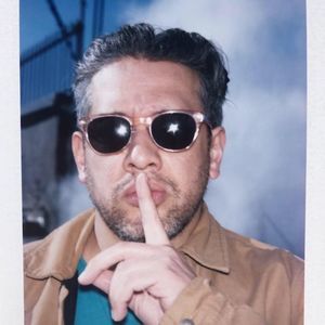 Meet your Posher, Simonez