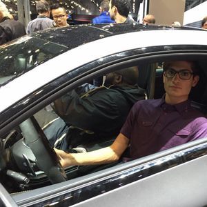 Meet your Posher, Avery