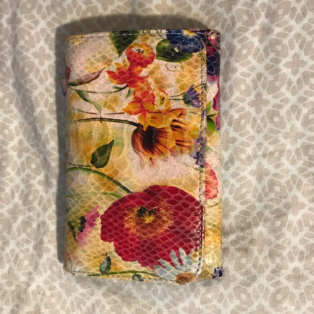 Tri-fold Hobo wallet