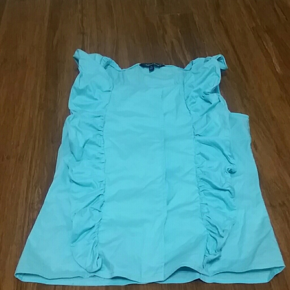Ruffle top