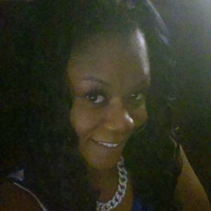 Meet your Posher, Yolanda