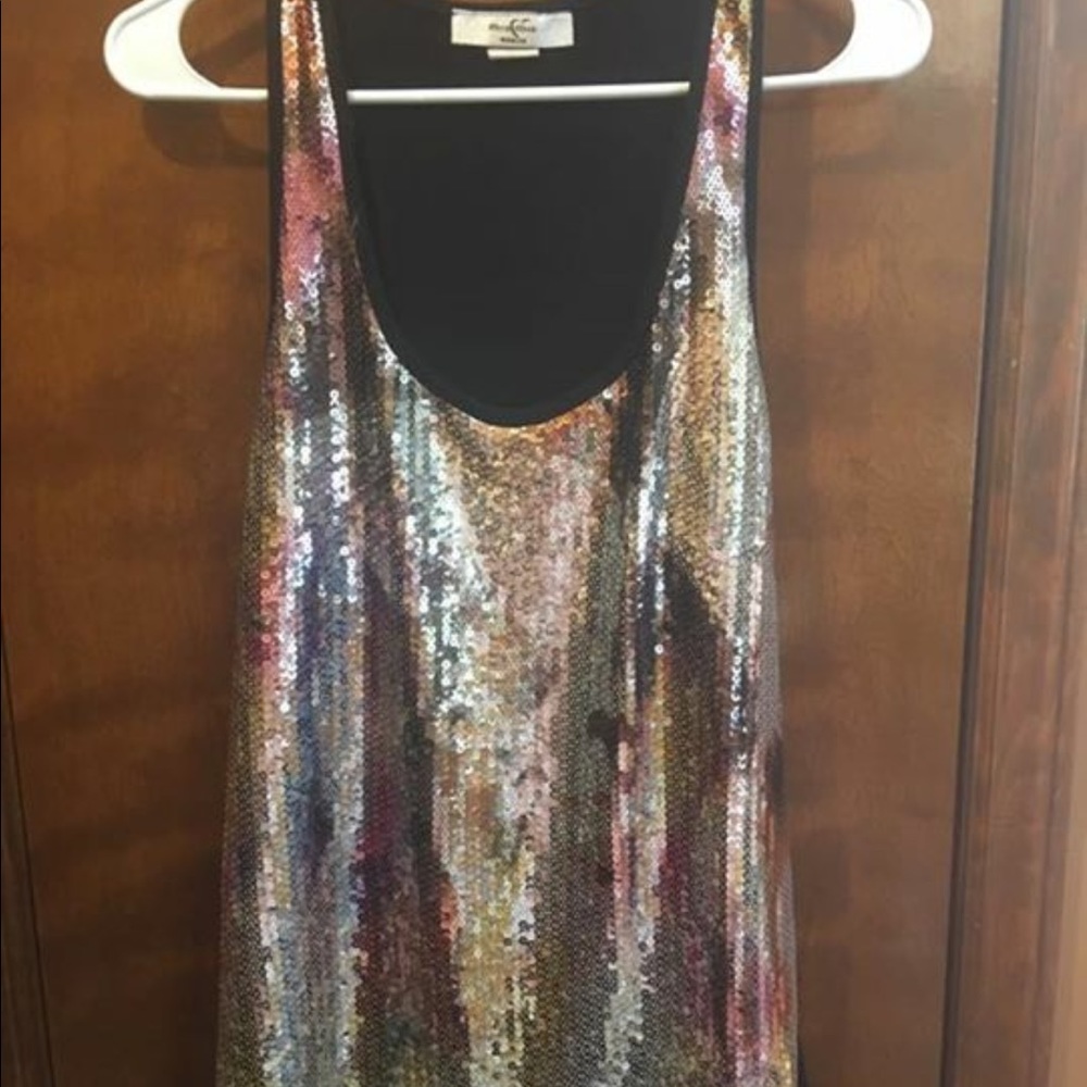 Stretchy sequined tank