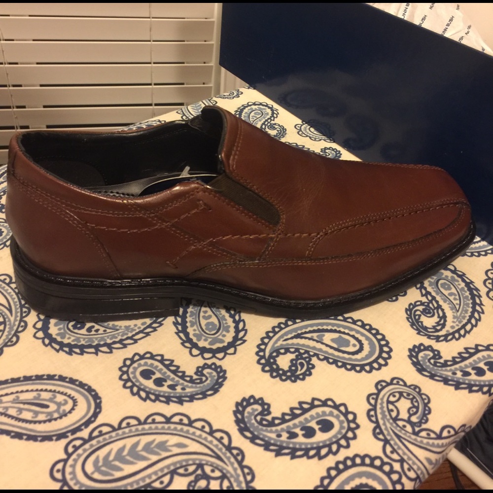 NWT Men's Nunn Bush leather loafers