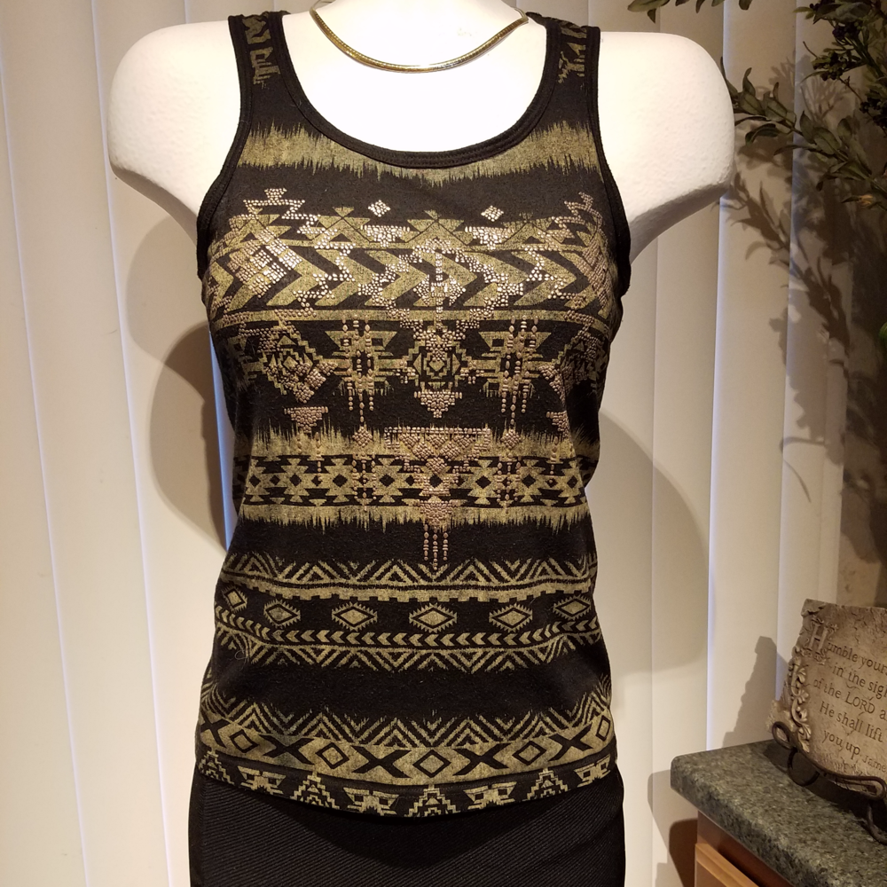 Like New Live to be Spoiled Indian print Tank