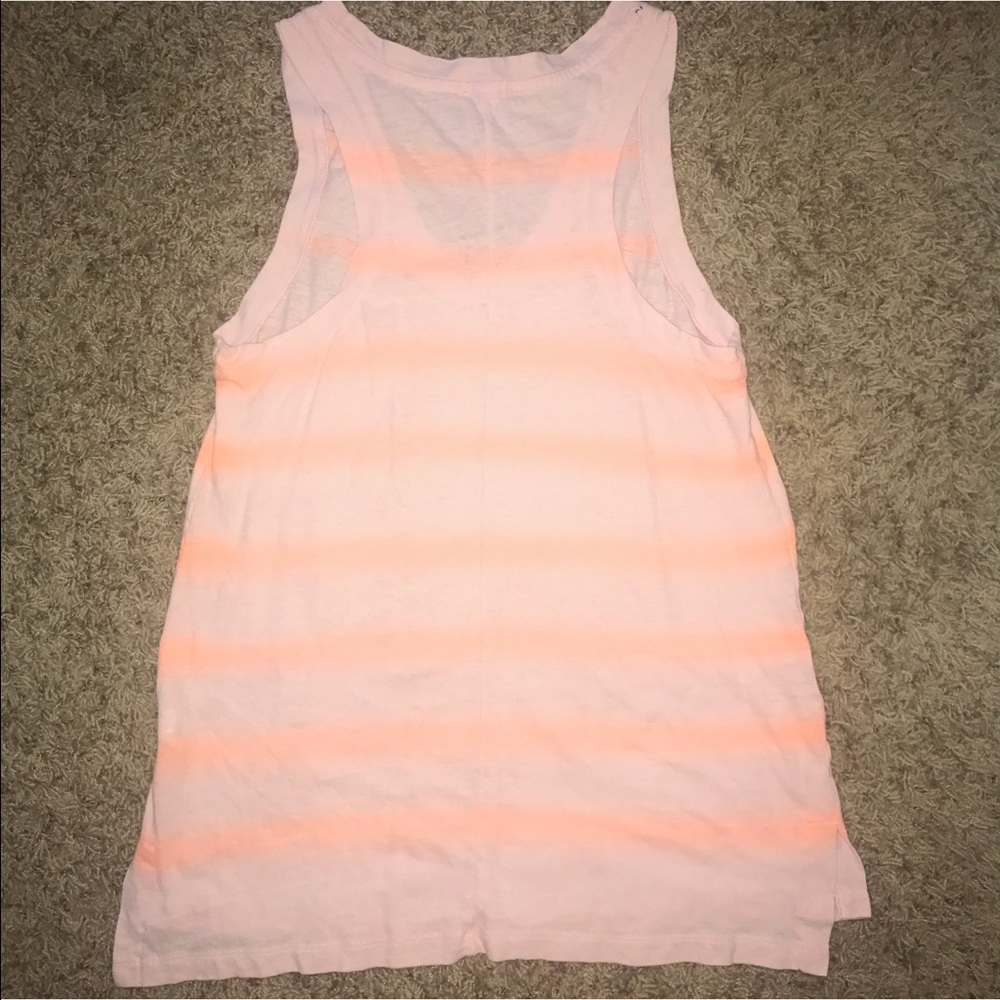 Gap Tank Top - Picture 2 of 2