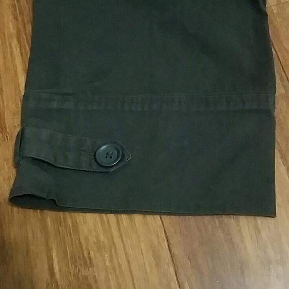 Capri pants - Picture 2 of 3