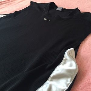 Men's Nike top