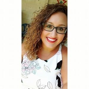 Meet your Posher, Kalinda