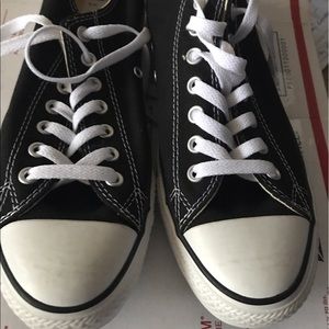 Converse Unisex Black Sneakers