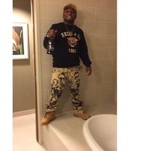 Meet your Posher, Larry