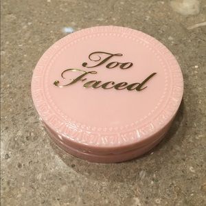 Too Faced Primed & Porless Pressed Powder