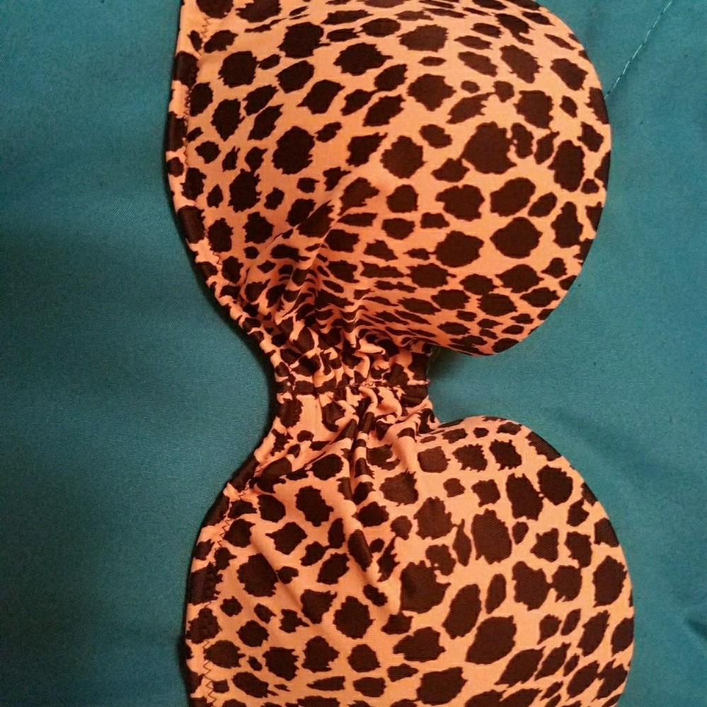 Victoria's Secret -NWOT- Bikini Top