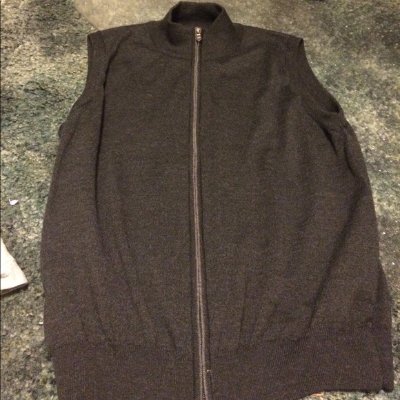 Men's small Neiman Marcus Sweater Vest - Picture 4 of 5