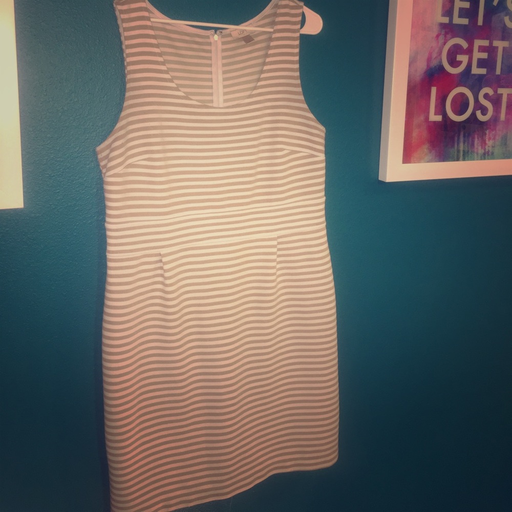 Scoop Neck for the WIN!