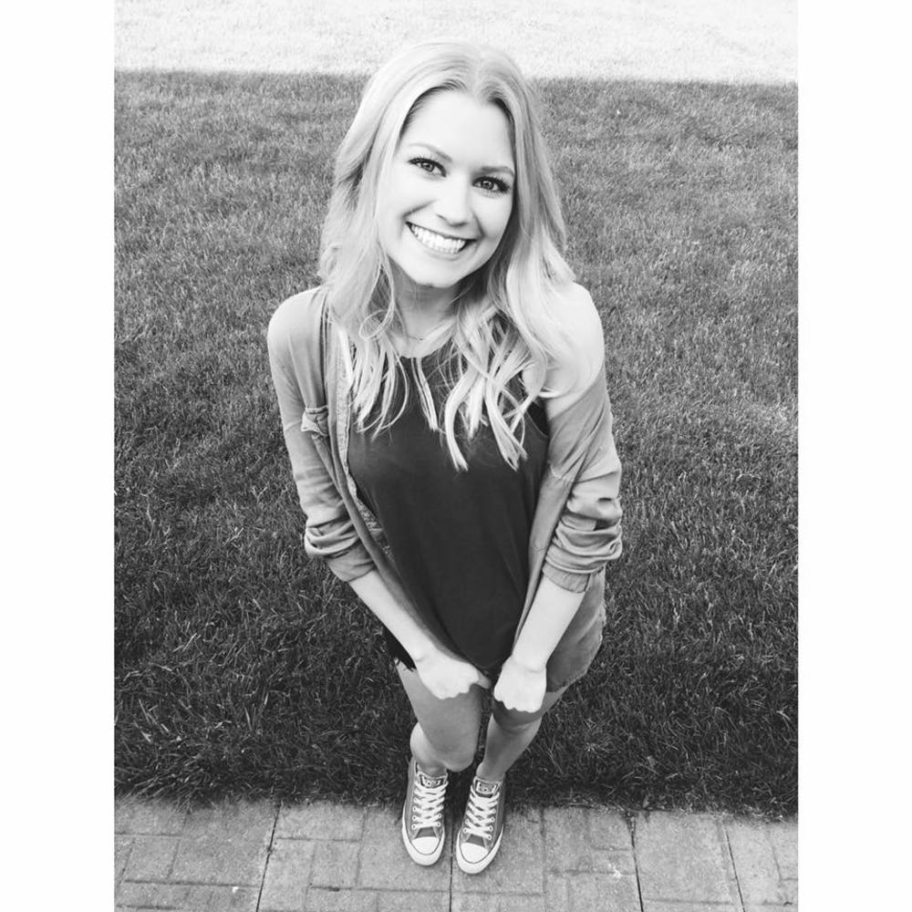 Meet your Posher, Katelyn