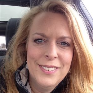 Meet your Posher, Deanna