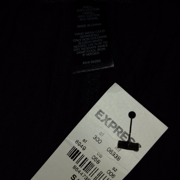 Tasseled Drawstring Floral Crochet Short - Picture 3 of 7