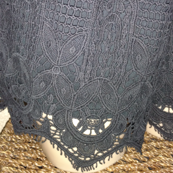 Tasseled Drawstring Floral Crochet Short - Picture 5 of 7