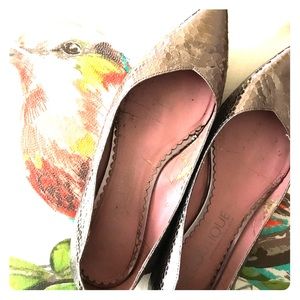 Very Cute Sam Edelman snakeskin flats! ⭐️