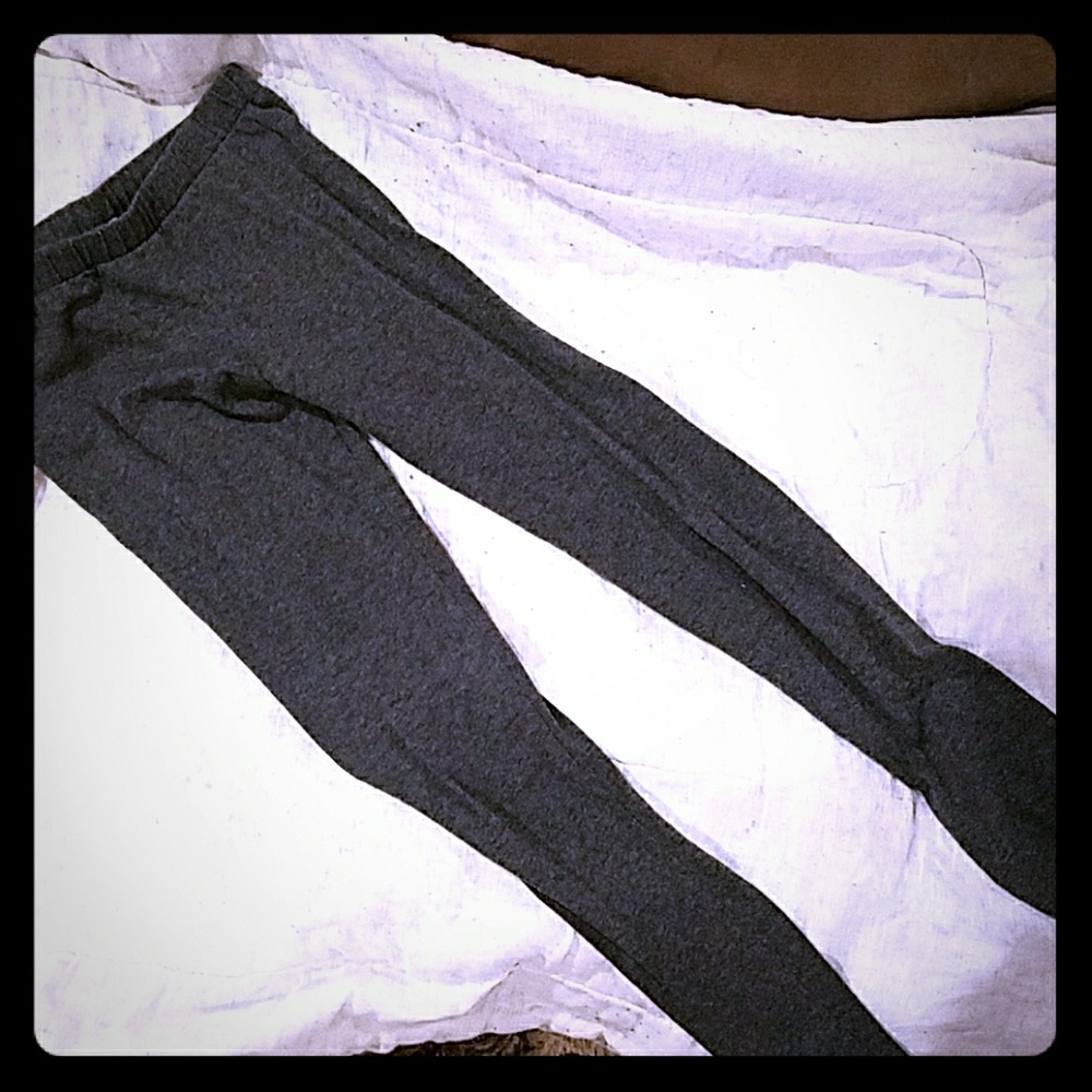 Grey leggings