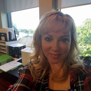 Meet your Posher, Caroleanne