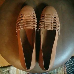 New tan leather flats, size 10.5