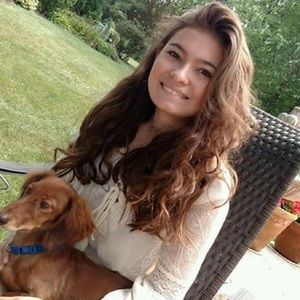 Meet your Posher, Nina