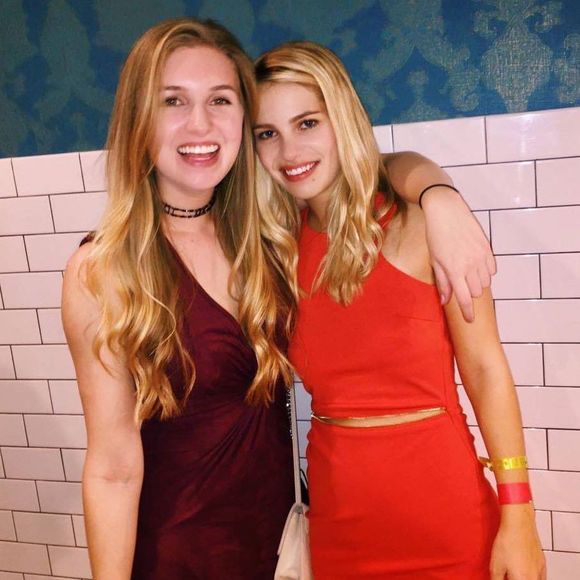 Meet your Posher, Natalie - Picture 1 of 1