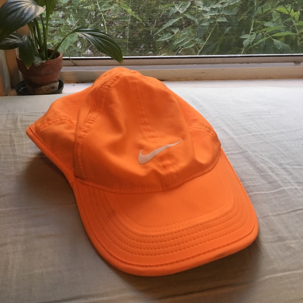 Nike Featherlight Cap