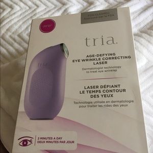Tria Age Defying eye wrinkle  reducing Laser