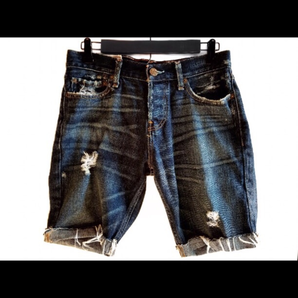 ❗️️SALE❗️Hollister Distressed Jean Shorts