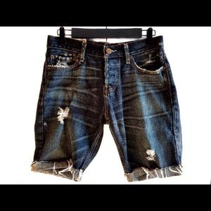 ❗️️SALE❗️Hollister Distressed Jean Shorts
