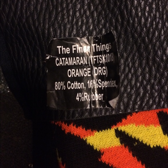 Brand new pair of socks by 'The Finer Things' - Picture 2 of 4