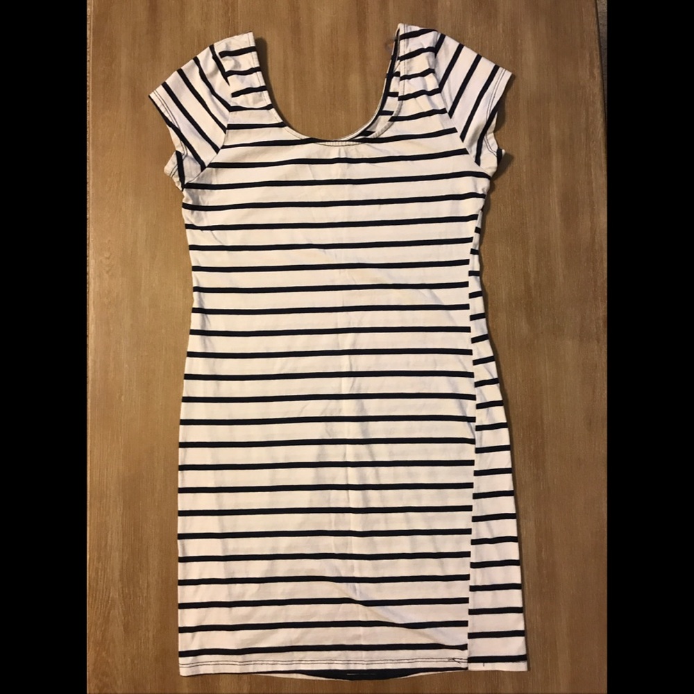 Wear with EVERYTHING kinda dress!