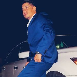 Meet your Posher, Abram